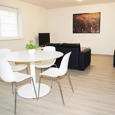 Intermezzo Couette-café